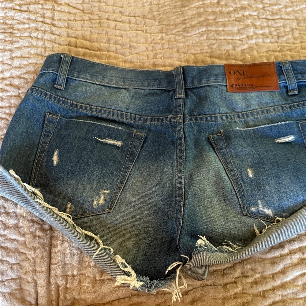 One Teaspoon bandits Distressed Denim Shorts - Picture 6 of 8